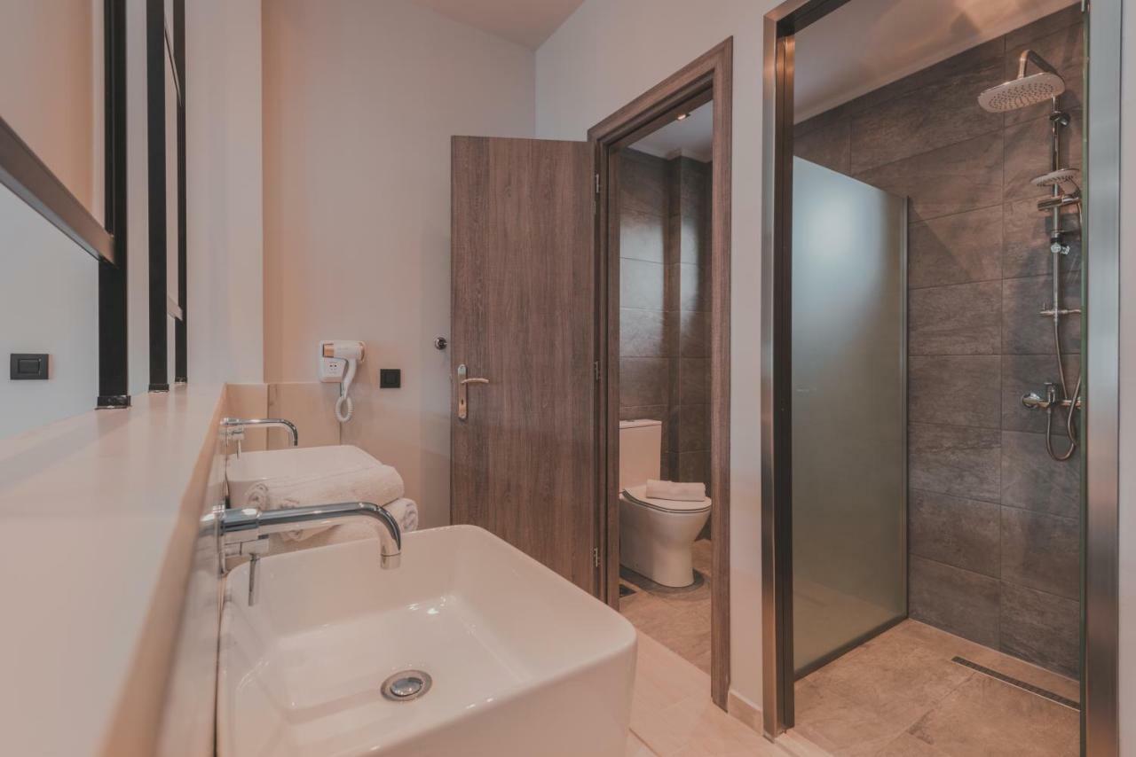 Cavo D' Oro Hotel & Suites Kalamaki  Bagian luar foto