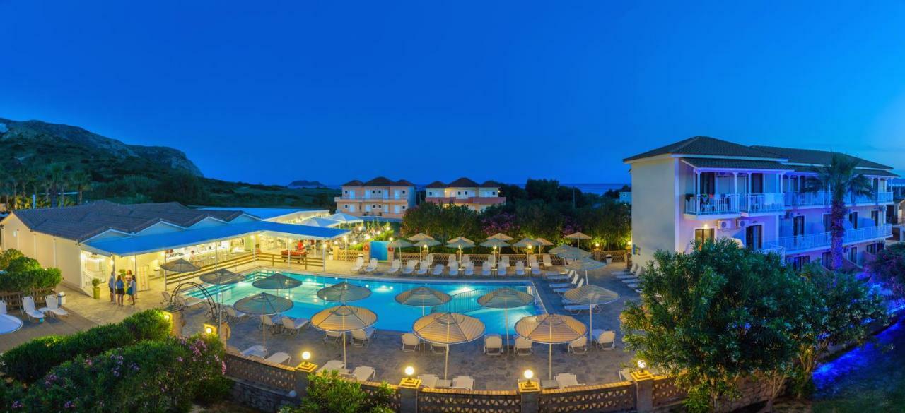 Cavo D' Oro Hotel & Suites Kalamaki  Bagian luar foto