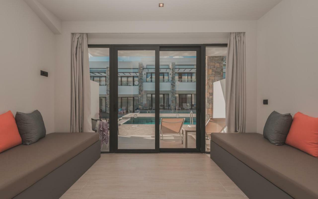 Cavo D' Oro Hotel & Suites Kalamaki  Bagian luar foto